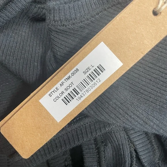 SKIMS - COTTON RIB TANK 2(L) and 1(XL) - Picture 8 of 8